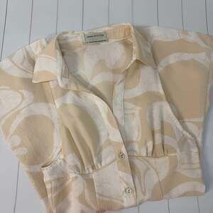 Urban Outfitters Tia Sleeveless Floral Print Button-Down Collared Mini Dress